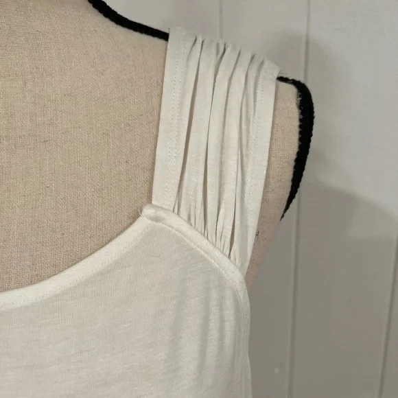 14th & Union Nordstrom white tank top with shoulder details size L - Picture 7 of 10